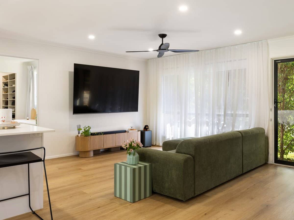 10 Knight Crescent, NERANG - Thumbnail 3