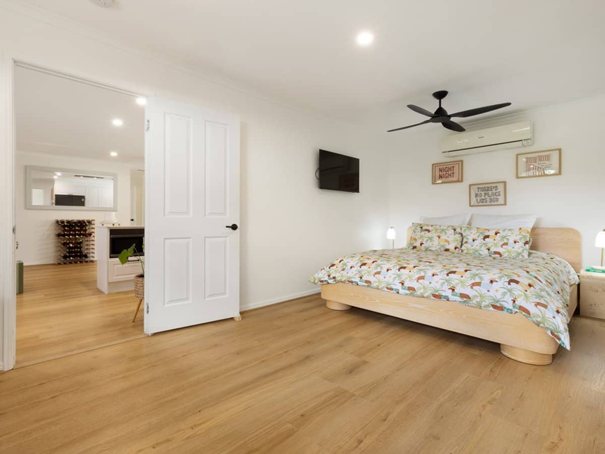 10 Knight Crescent, NERANG - Thumbnail 10