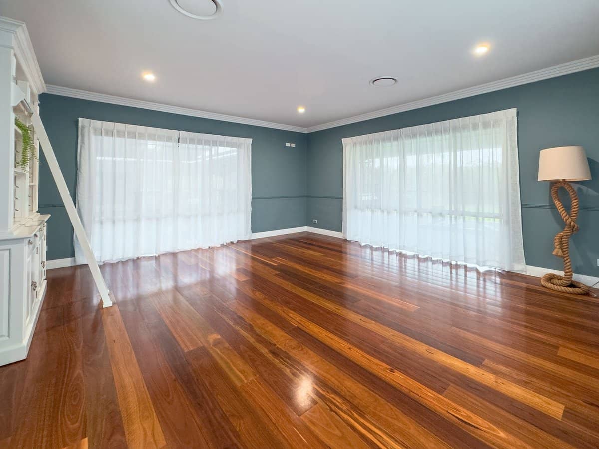 20 Riverdowns Crescent, HELENSVALE - Thumbnail 13