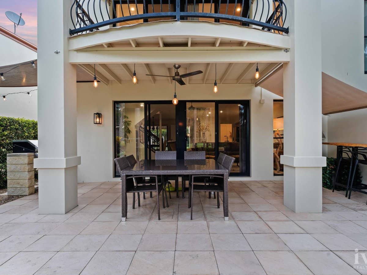 30/23 Santa Barbara Road, Hope Island - Thumbnail 9