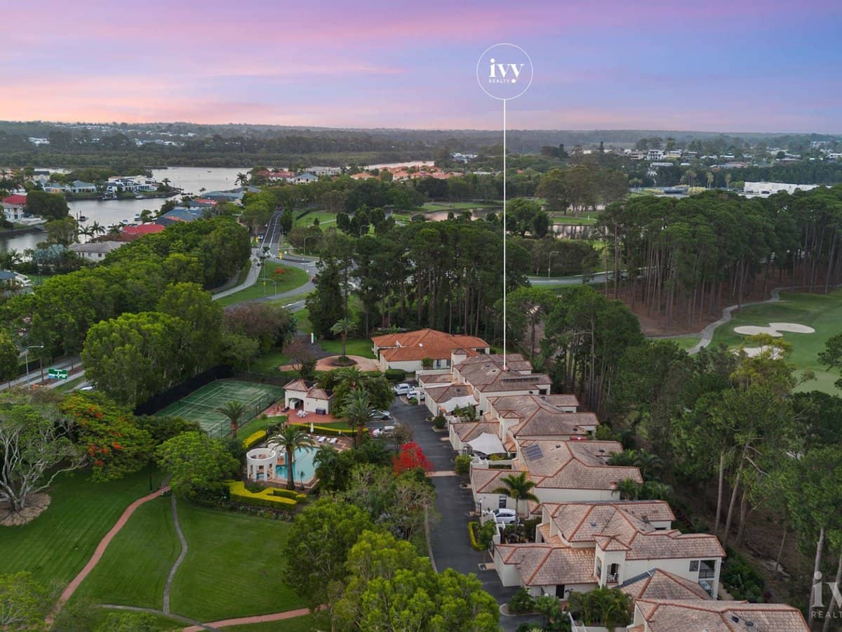 30/23 Santa Barbara Road, Hope Island - Thumbnail 20