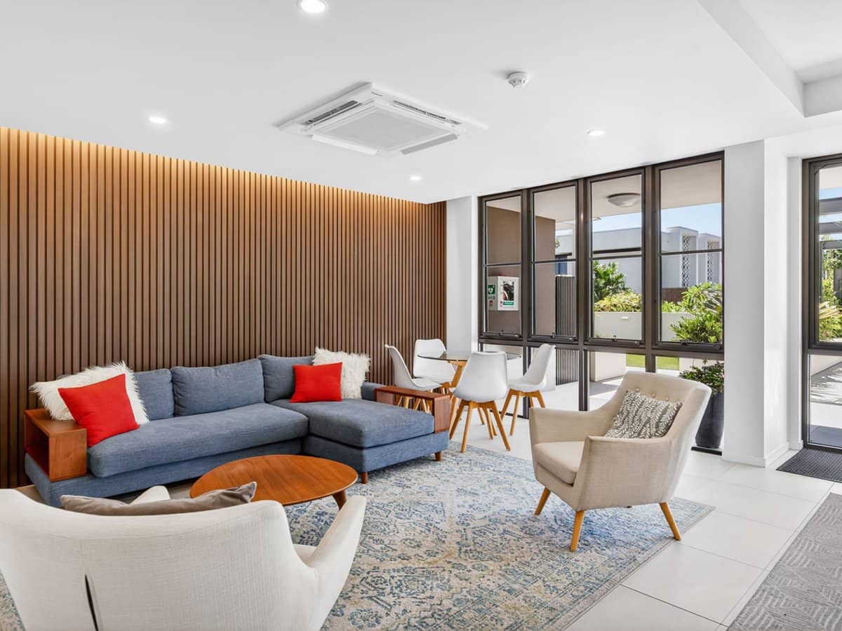 37 Sickle Avenue, HOPE ISLAND - Thumbnail 16