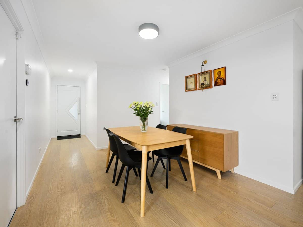 2/2 Mackenzie Street, COOMERA - Thumbnail 8