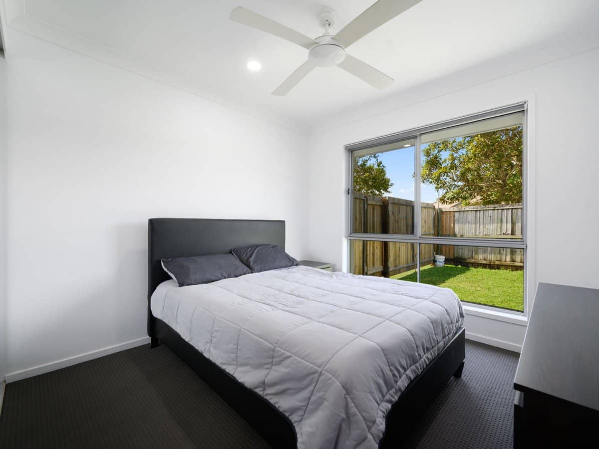 2/2 Mackenzie Street, COOMERA - Thumbnail 15