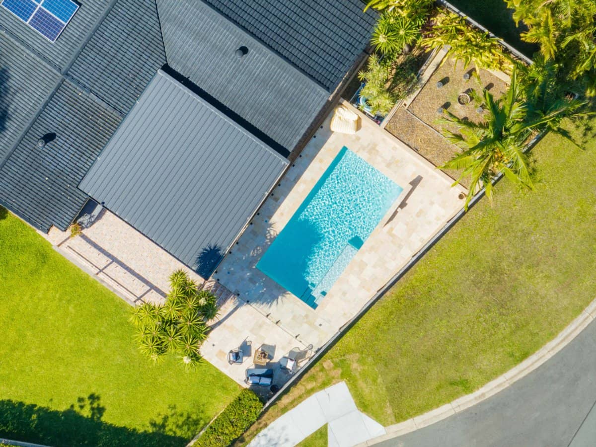 12 Gatton Court, HELENSVALE - Thumbnail 4