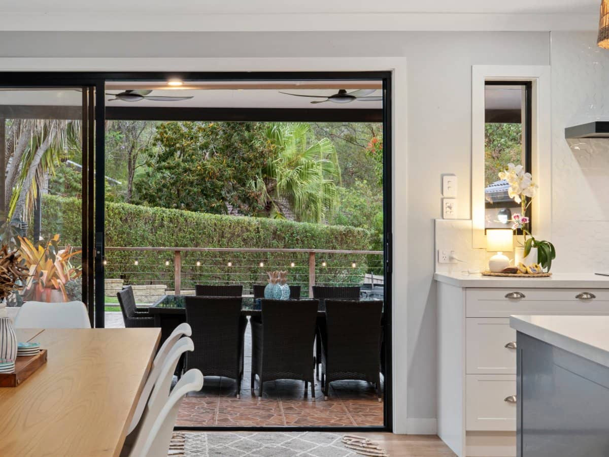 12 Gatton Court, HELENSVALE - Thumbnail 6