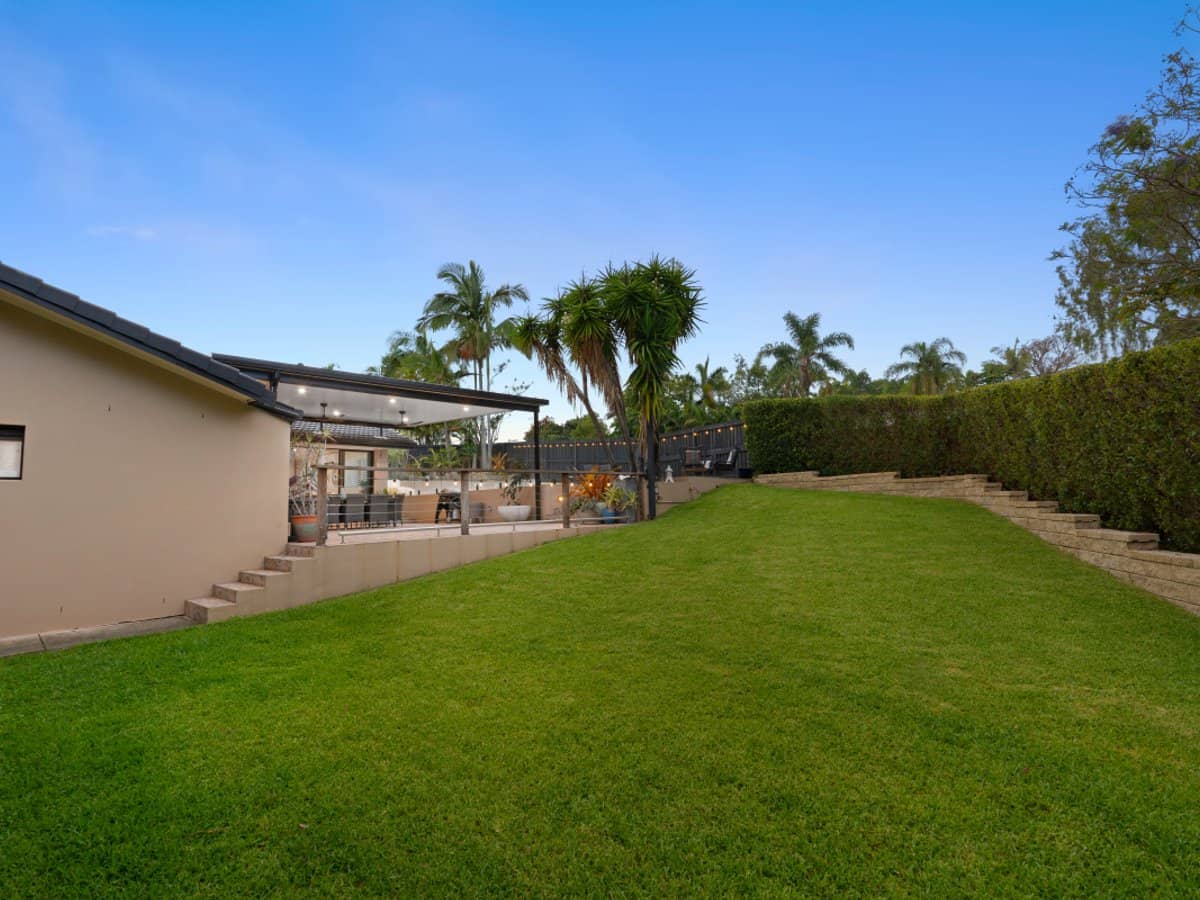 12 Gatton Court, HELENSVALE - Thumbnail 24