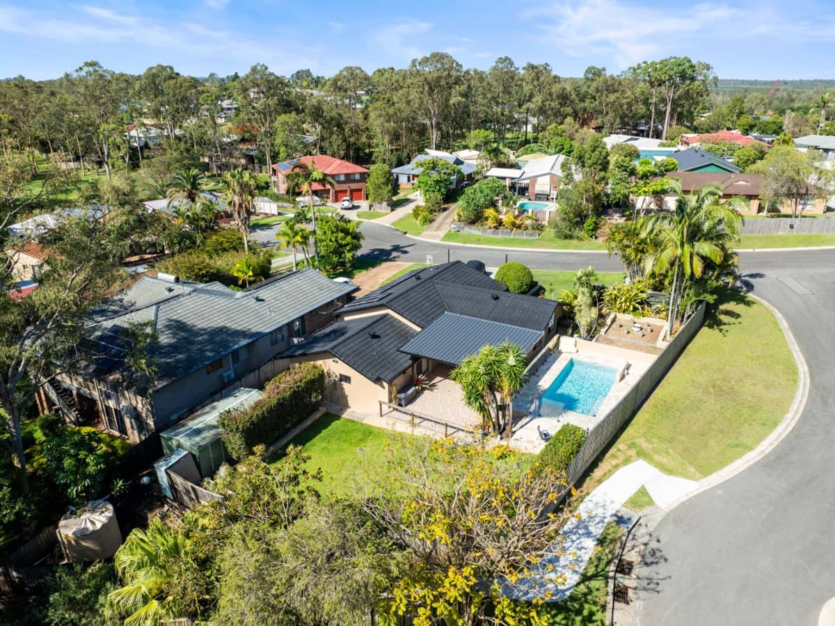 12 Gatton Court, HELENSVALE - Thumbnail 29