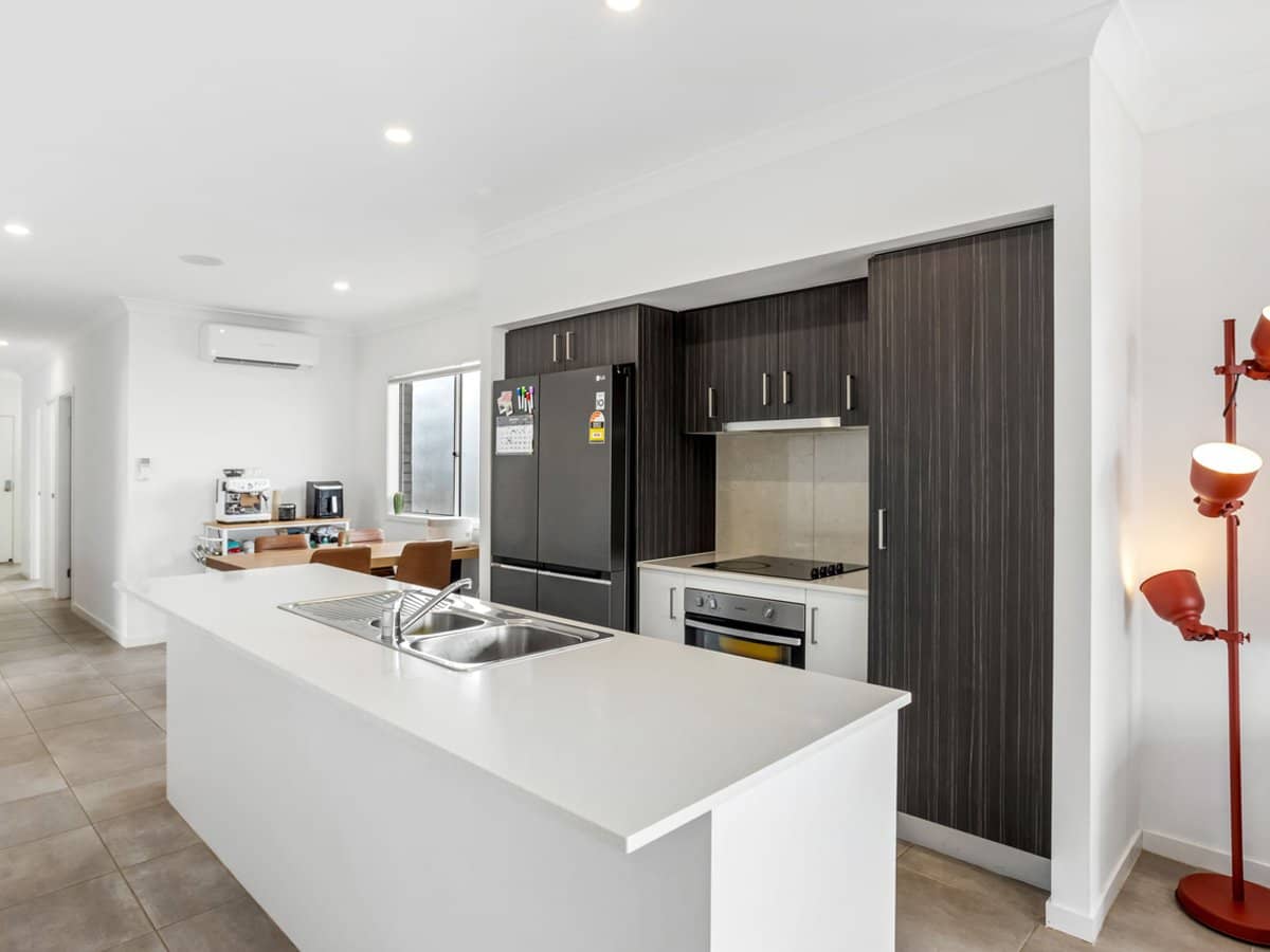 23 Forrestdale Street, COOMERA - Thumbnail 2