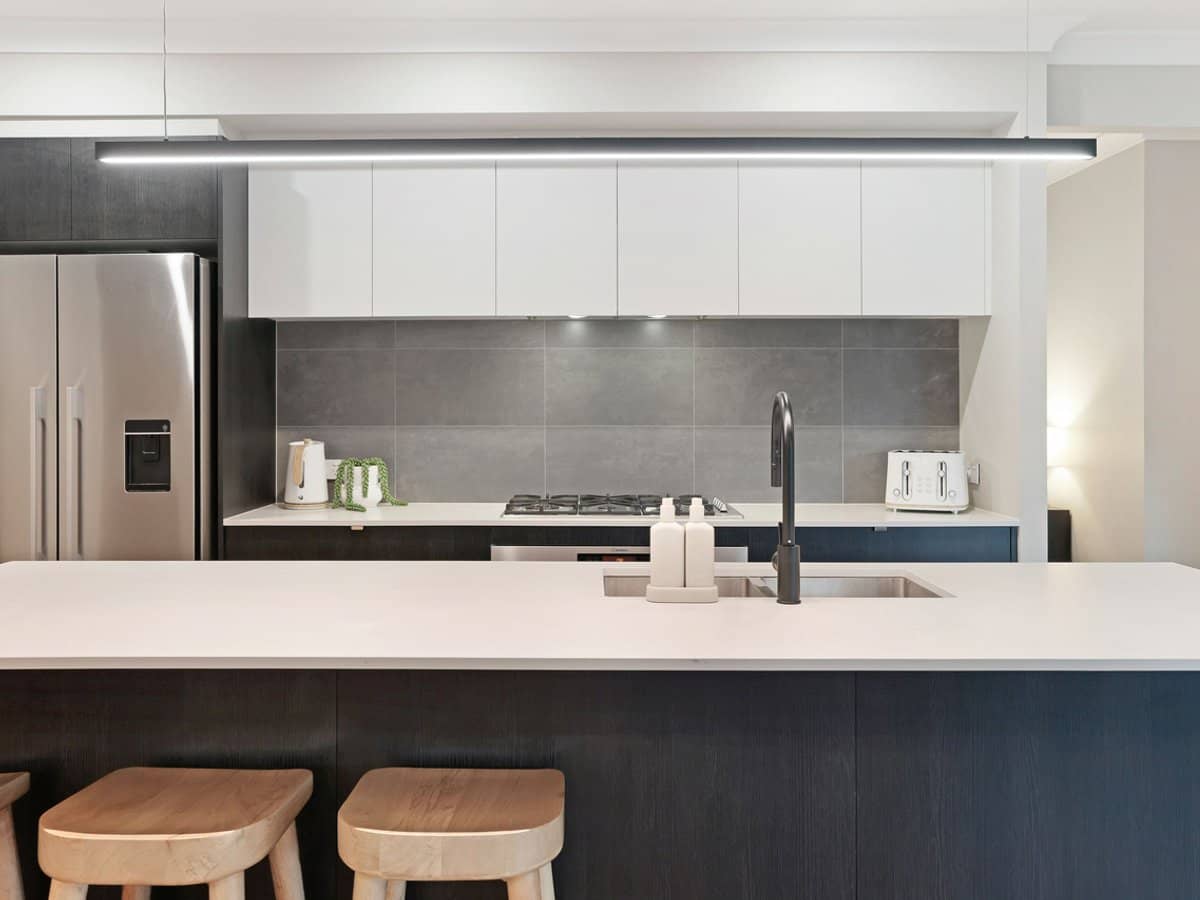 9 Lone Pine Circuit, UPPER COOMERA - Thumbnail 7