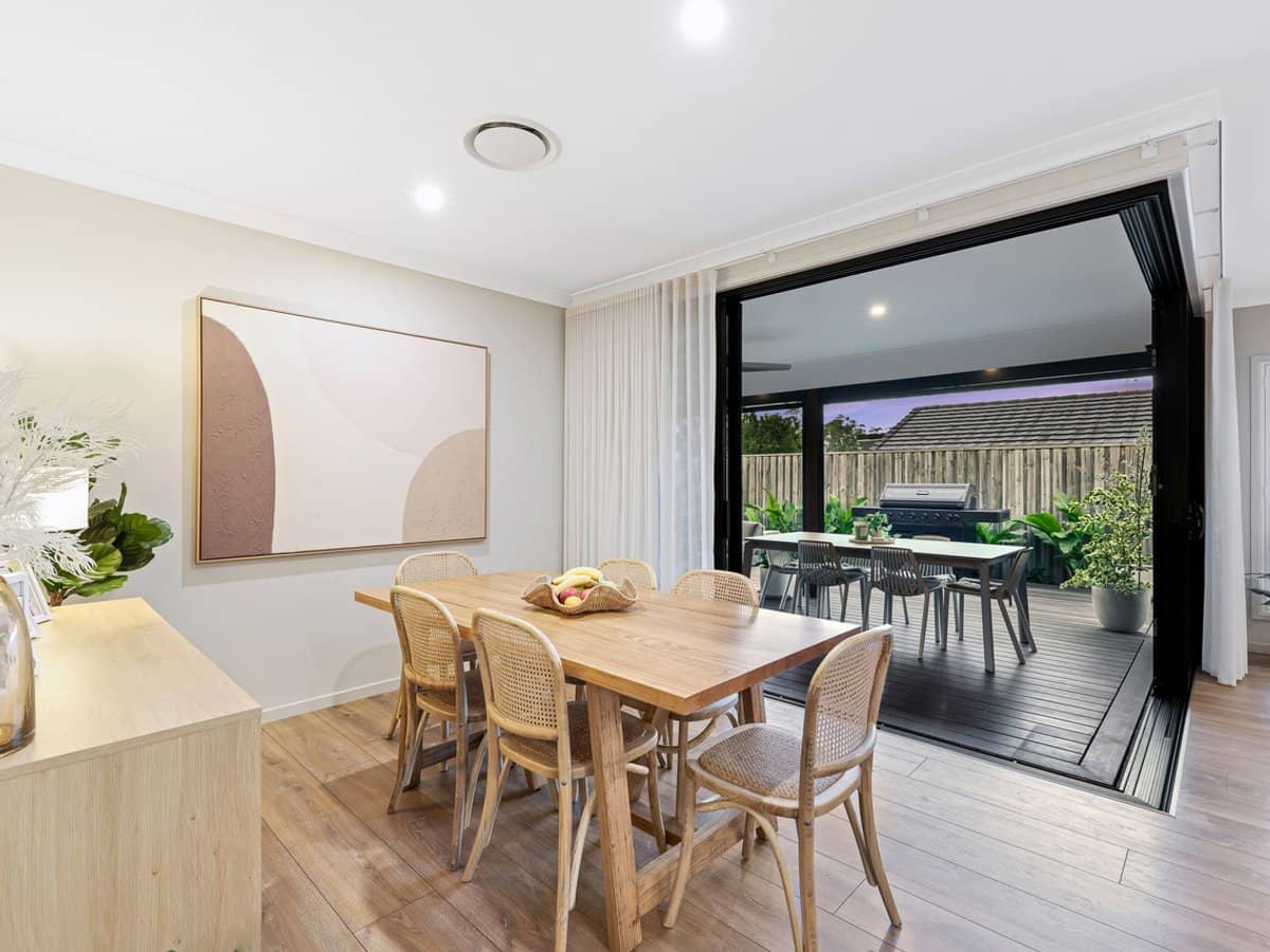 9 Lone Pine Circuit, UPPER COOMERA - Thumbnail 13