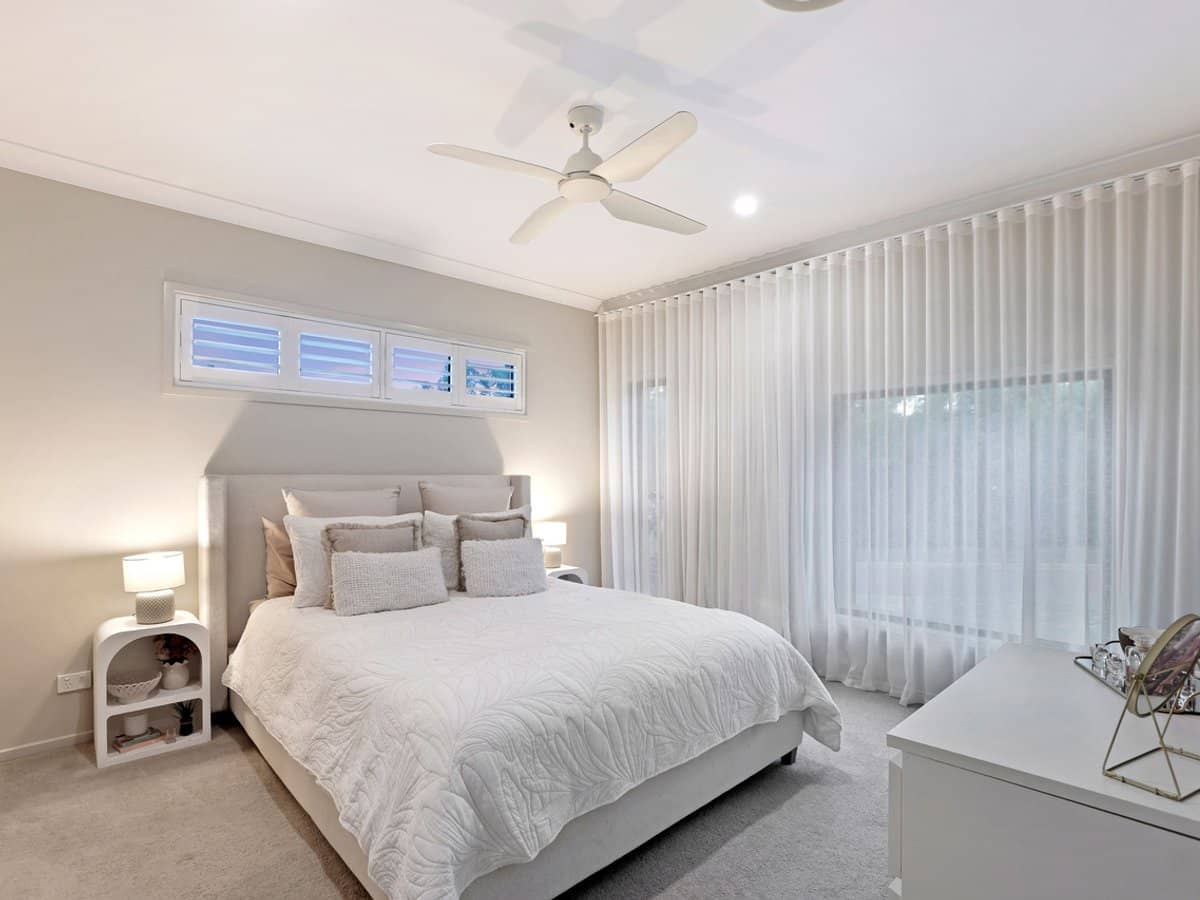 9 Lone Pine Circuit, UPPER COOMERA - Thumbnail 16