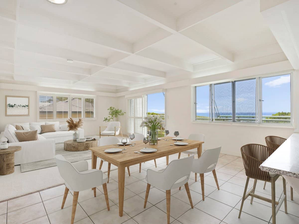 9 Lansell Avenue, CURRUMBIN - Thumbnail 3