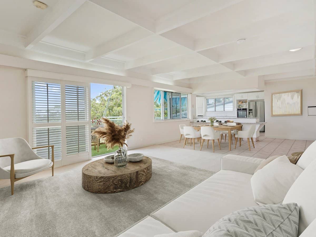 9 Lansell Avenue, CURRUMBIN - Thumbnail 4