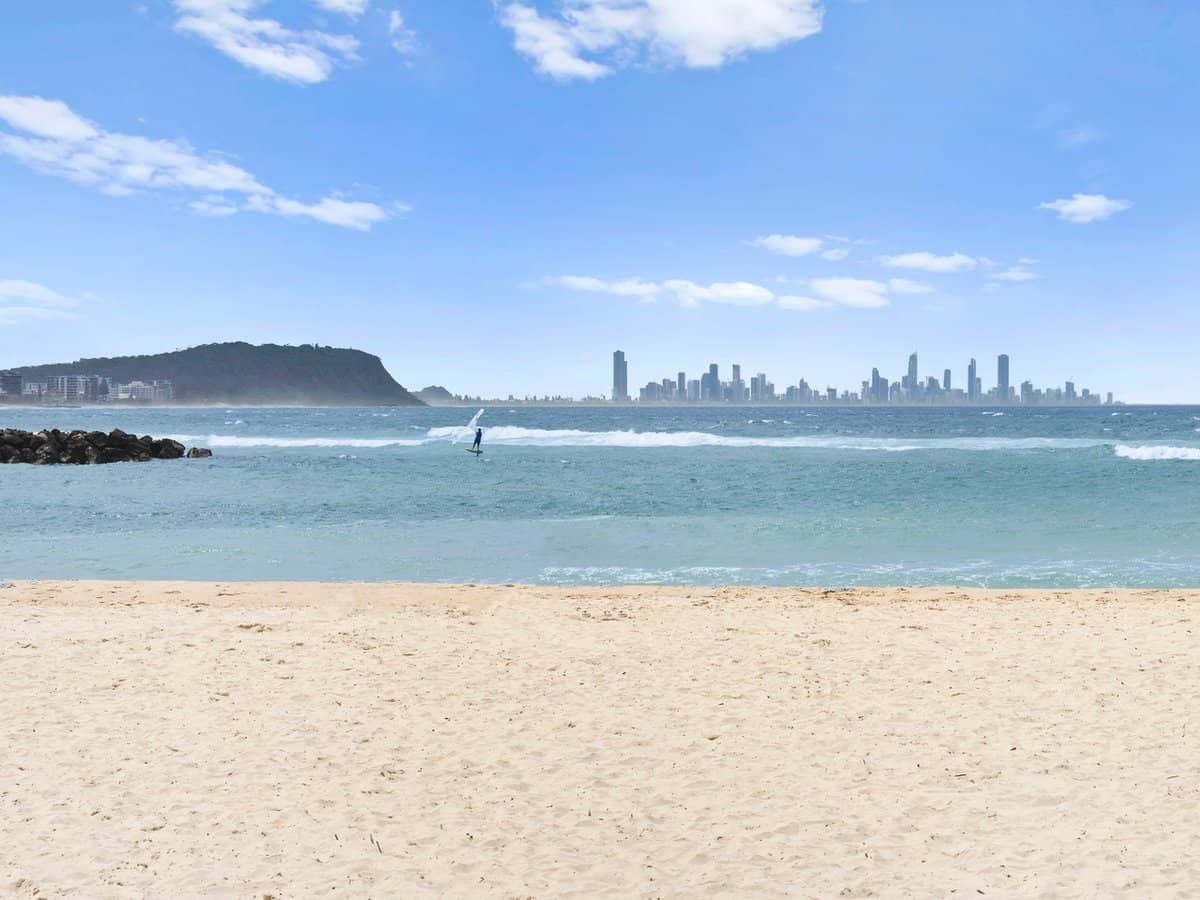 9 Lansell Avenue, CURRUMBIN - Thumbnail 17