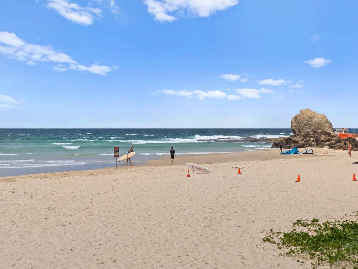 9 Lansell Avenue, CURRUMBIN - Thumbnail 18