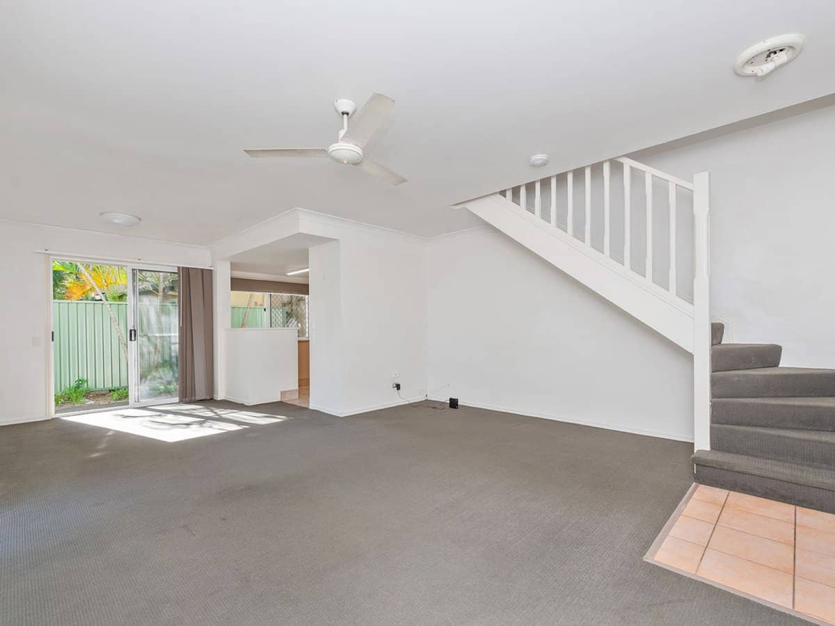 215 Cottesloe Drive, Mermaid Waters - Thumbnail 7