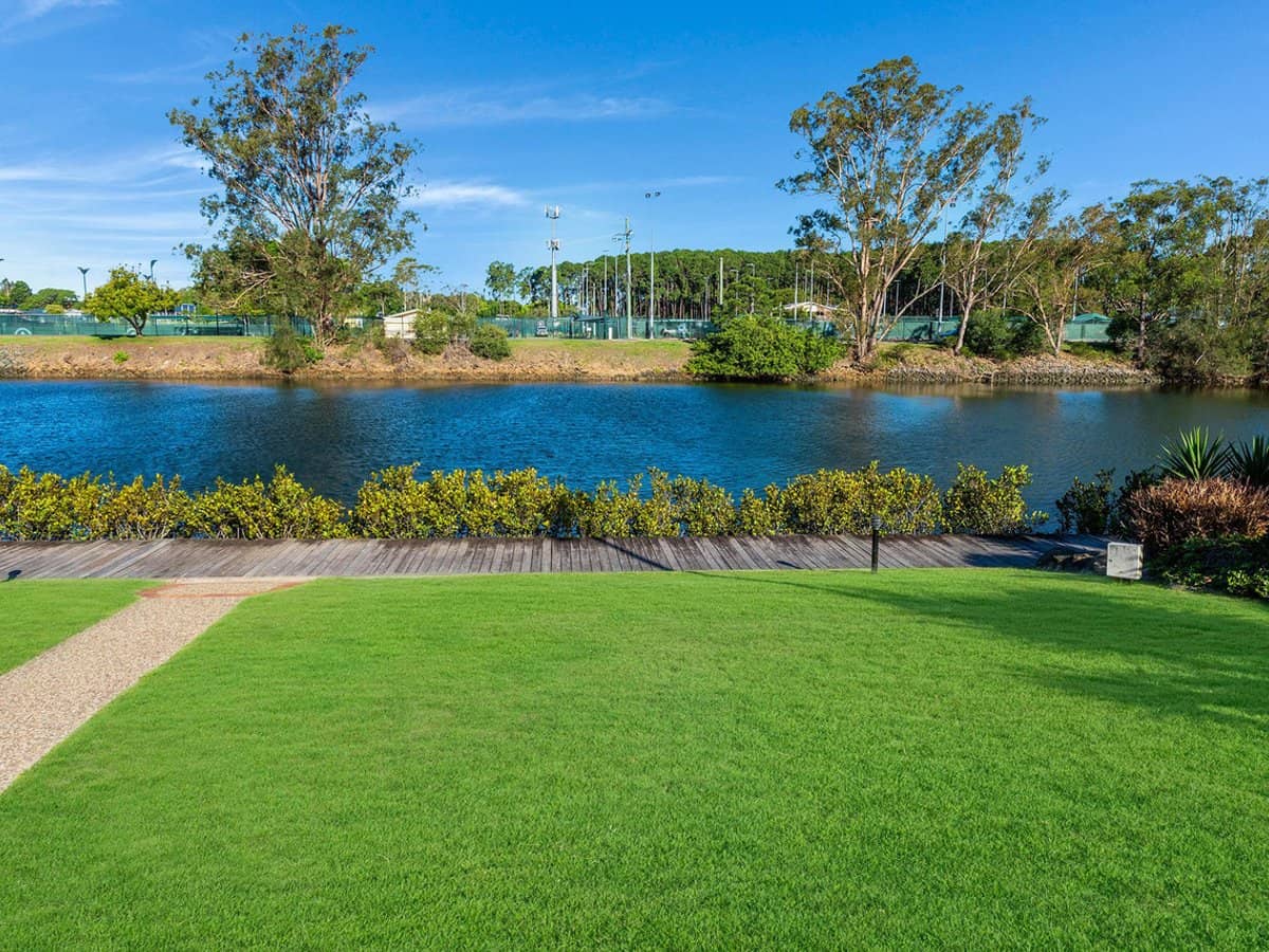 215 Cottesloe Drive, Mermaid Waters - Thumbnail 17