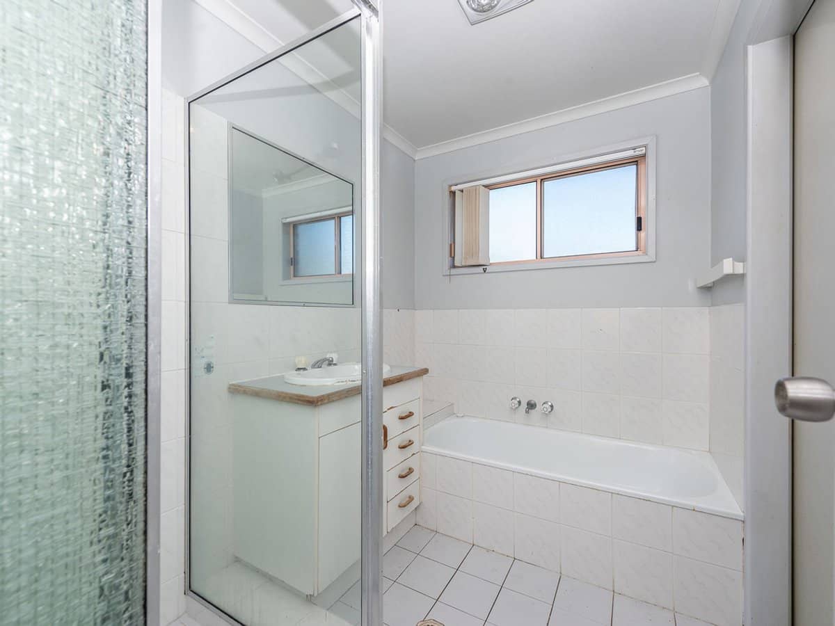 138 Hansford Road, Coombabah - Thumbnail 4