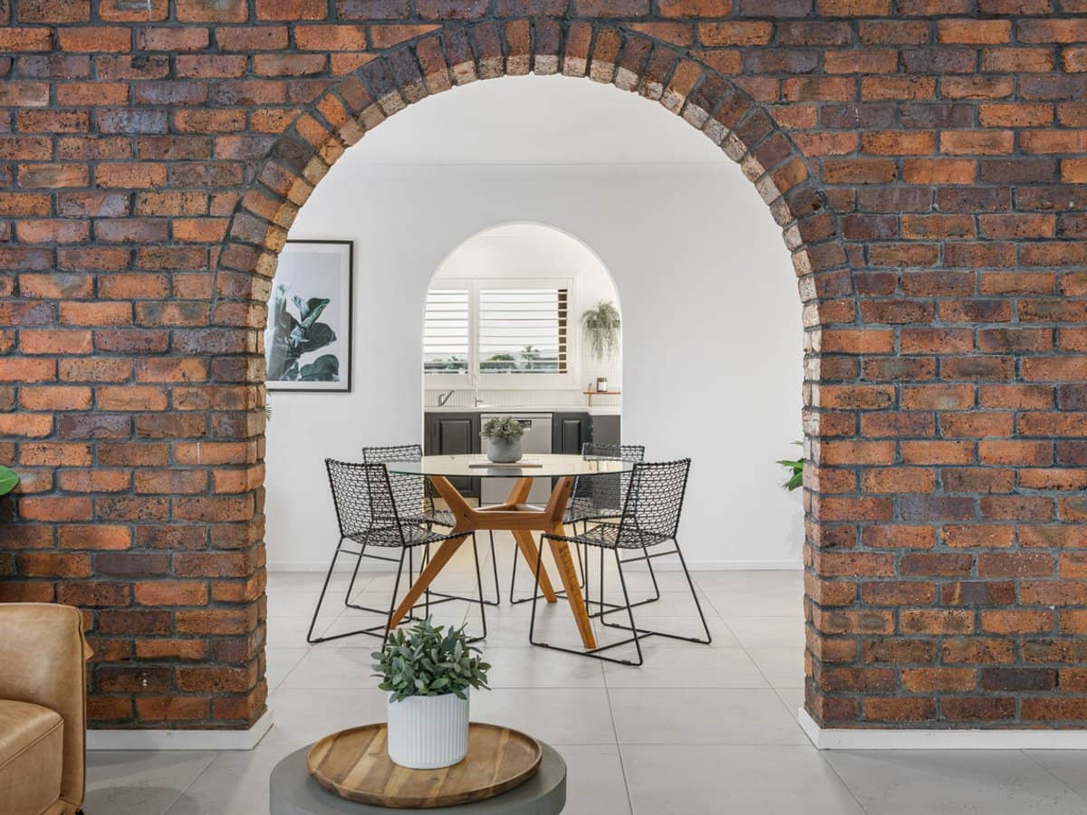 9 Village High Road, Benowa Waters - Thumbnail 9