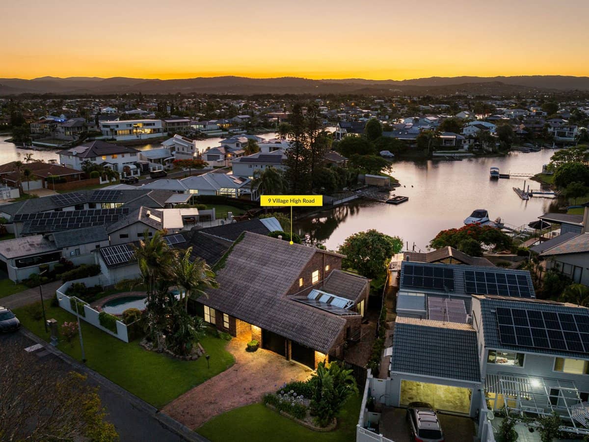 9 Village High Road, Benowa Waters - Thumbnail 23