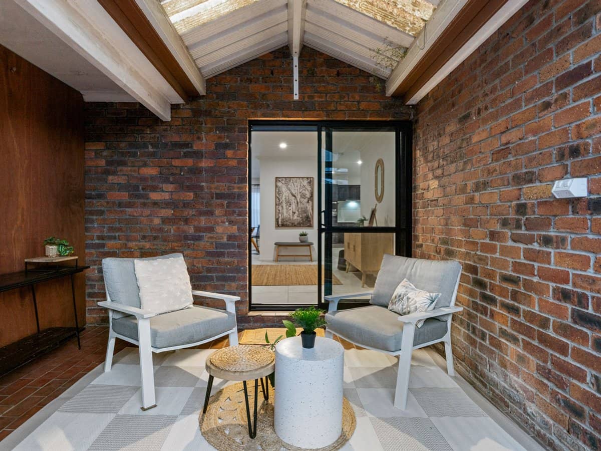 9 Village High Road, Benowa Waters - Thumbnail 25