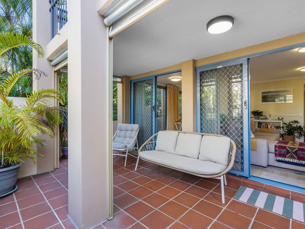 4-10 Monte Carlo Avenue, SURFERS PARADISE - Thumbnail 7