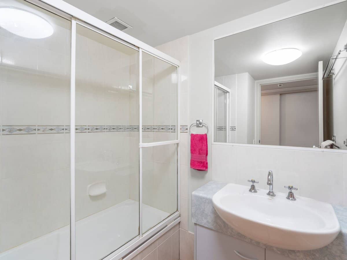 4-10 Monte Carlo Avenue, SURFERS PARADISE - Thumbnail 13