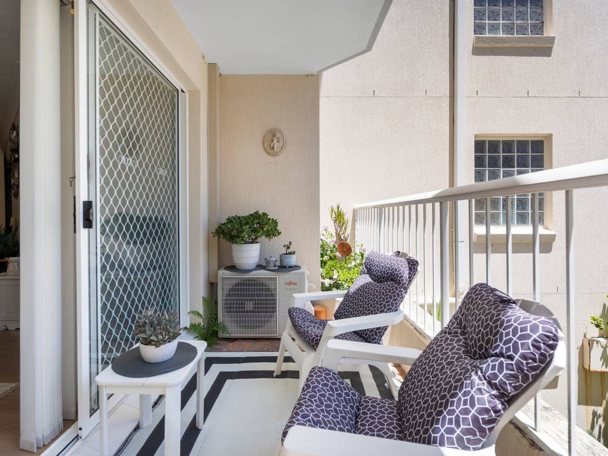 14 Rosewood Avenue, BROADBEACH - Thumbnail 7