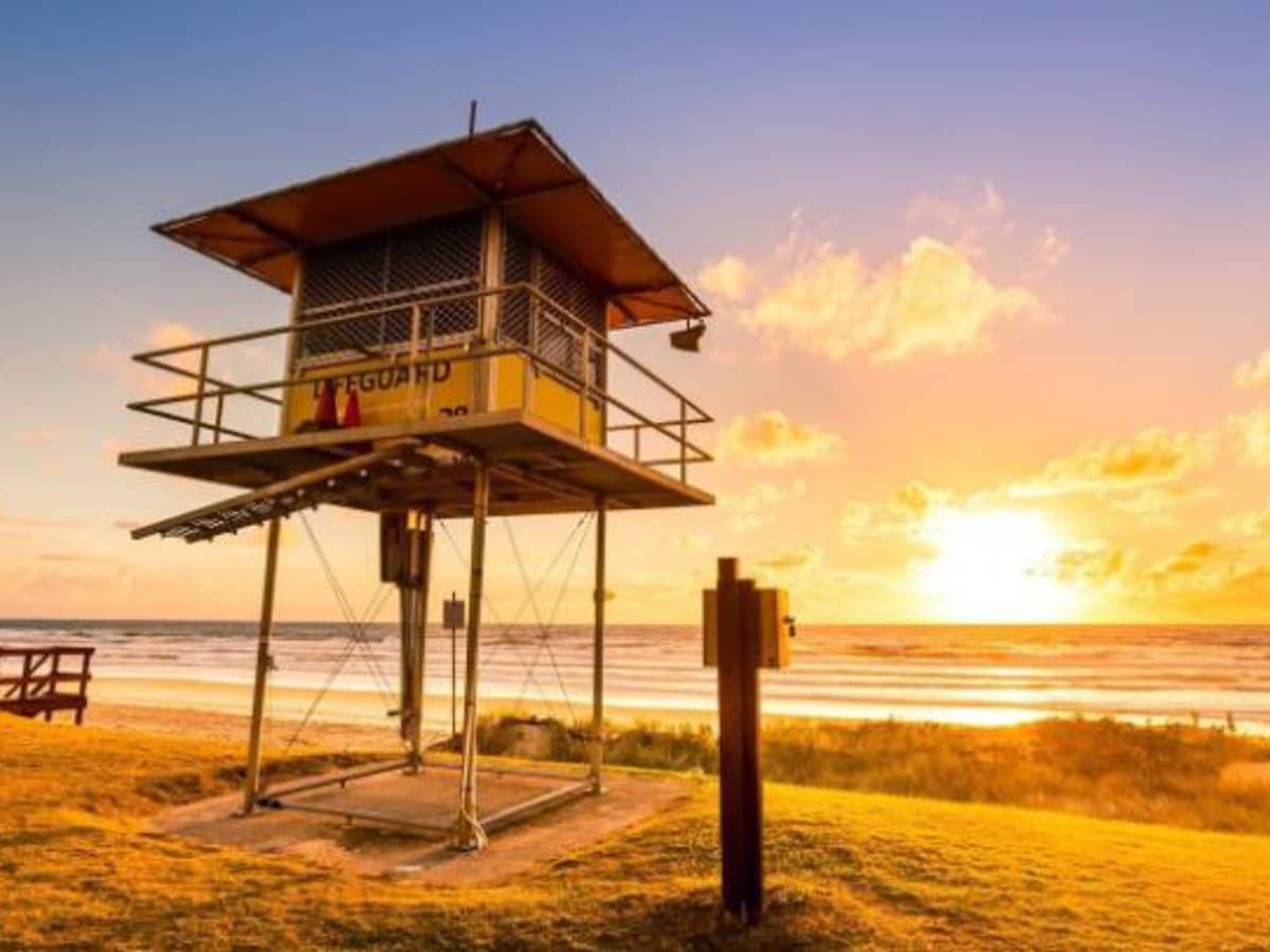 14 Rosewood Avenue, BROADBEACH - Thumbnail 19