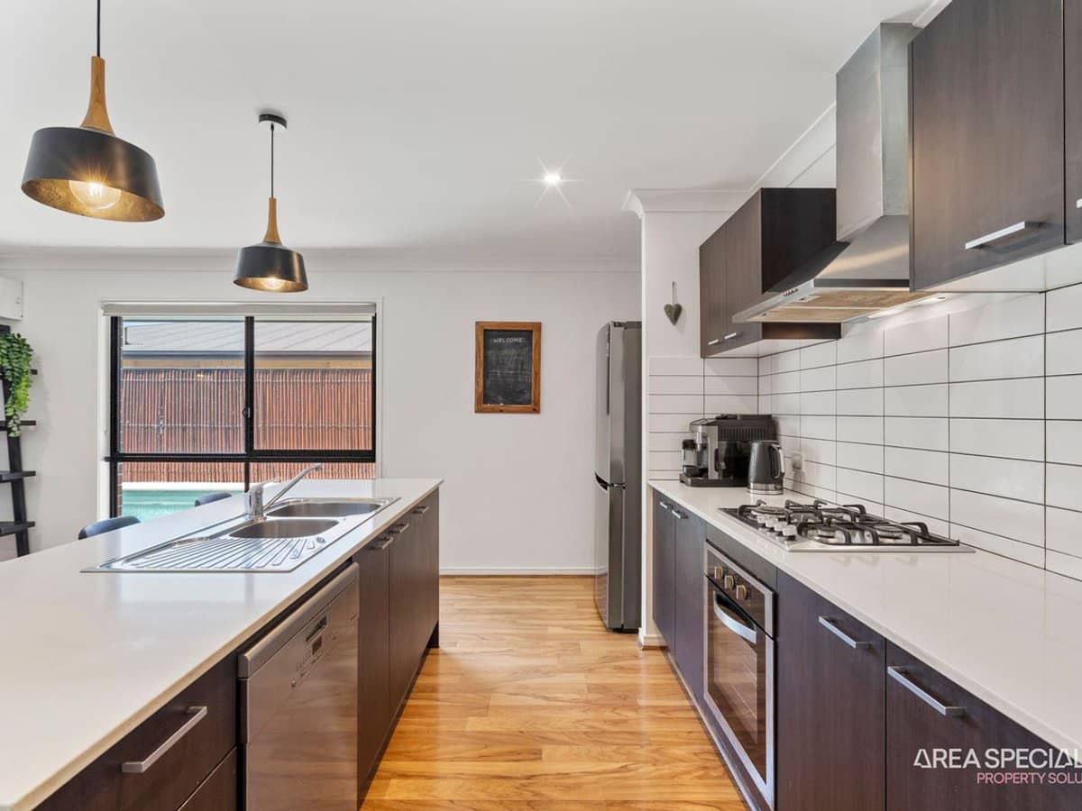 6 Osprey Drive, Jacobs Well - Thumbnail 5