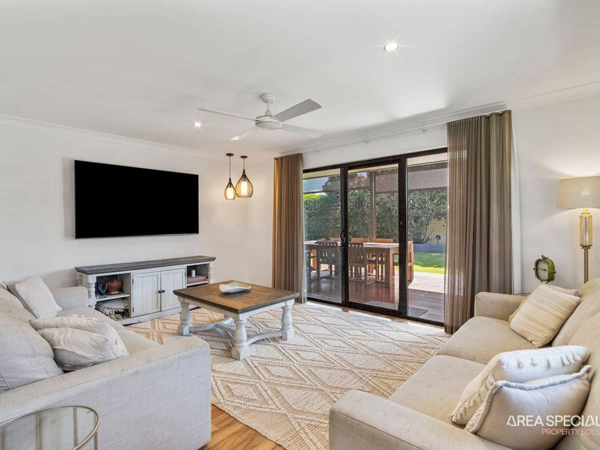 6 Osprey Drive, Jacobs Well - Thumbnail 11