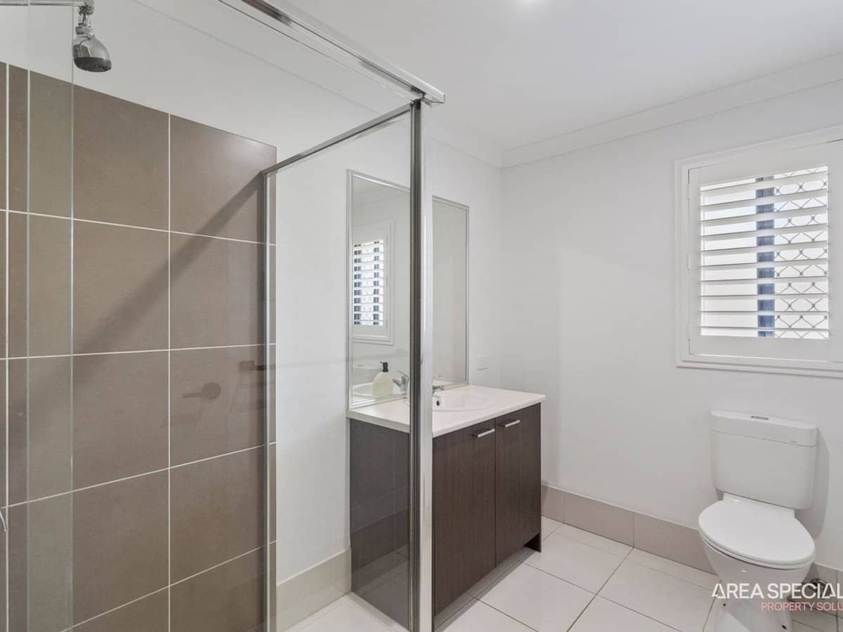 6 Osprey Drive, Jacobs Well - Thumbnail 13