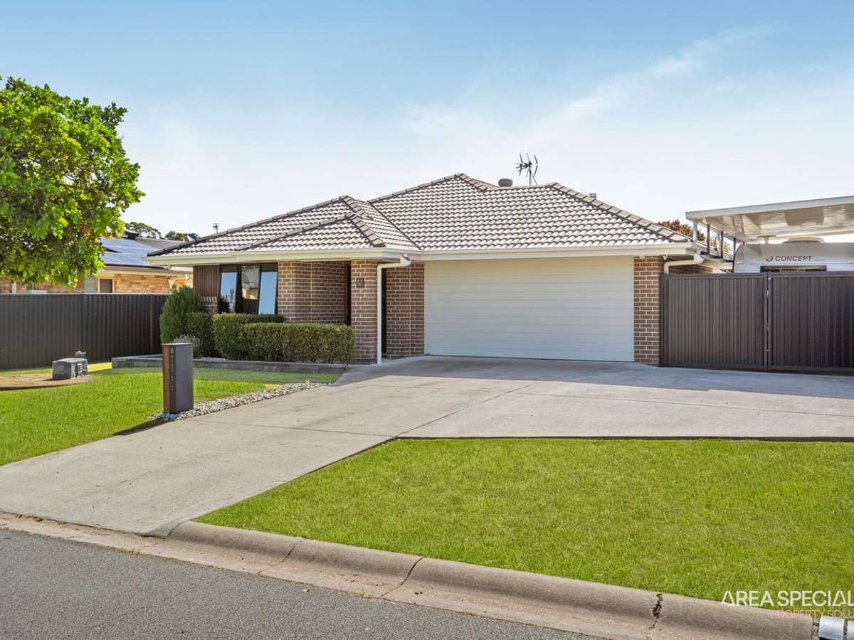 6 Osprey Drive, Jacobs Well - Thumbnail 2