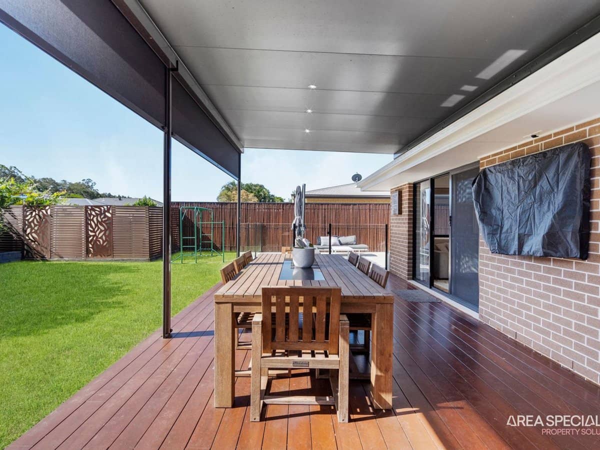 6 Osprey Drive, Jacobs Well - Thumbnail 2