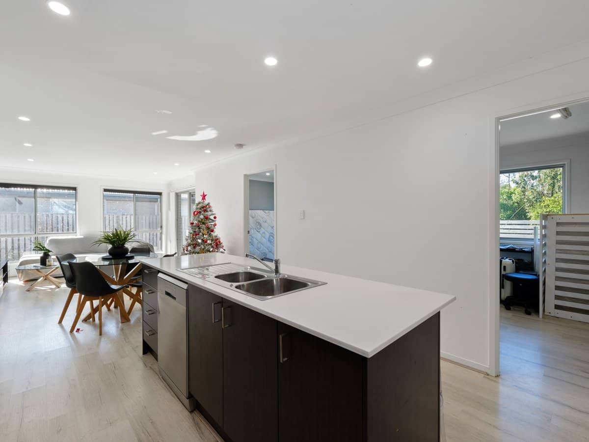 34 Oxford Street, Pimpama - Thumbnail 1