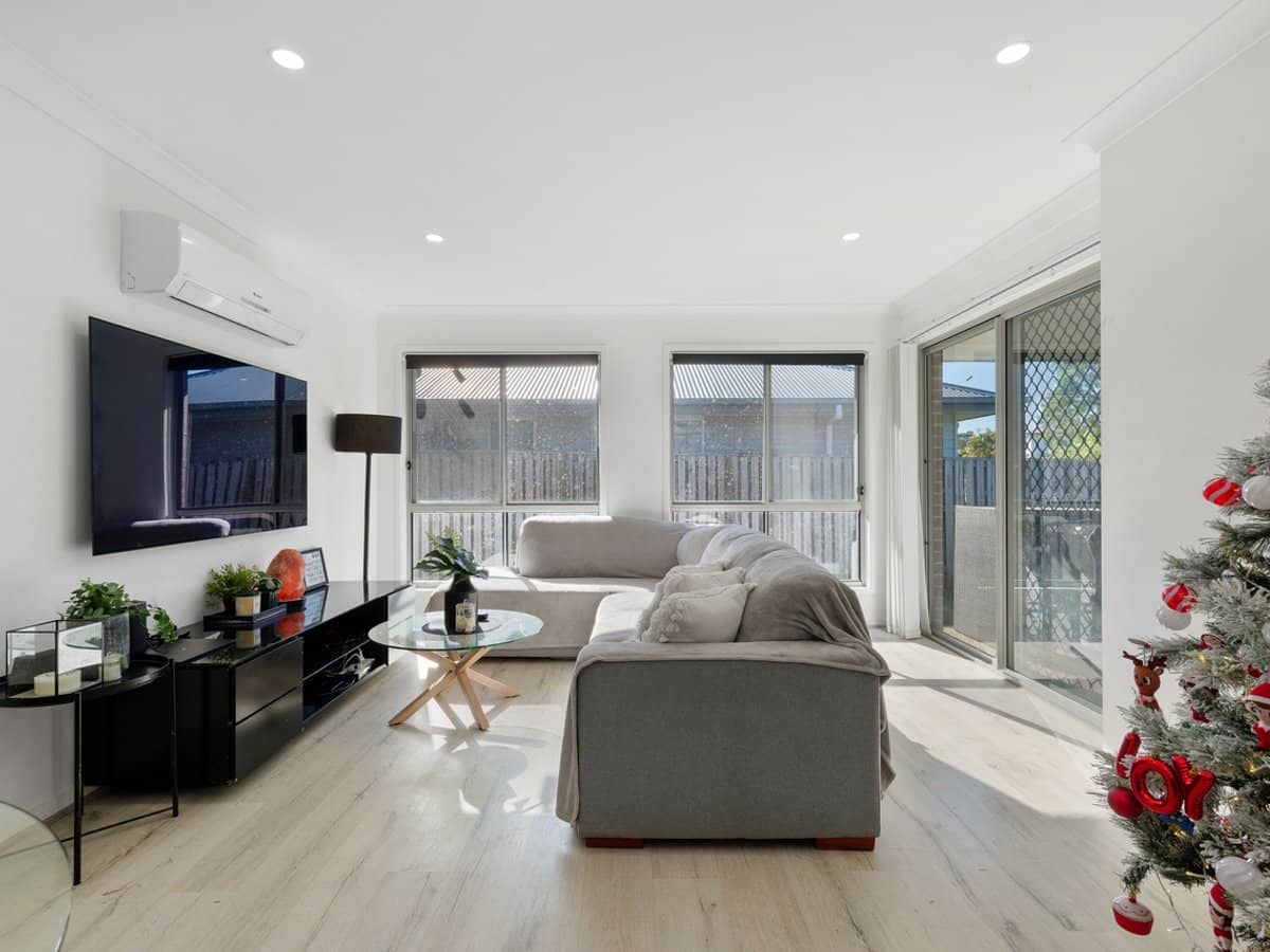 34 Oxford Street, Pimpama - Thumbnail 4