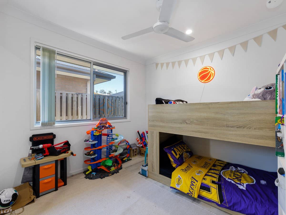 34 Oxford Street, Pimpama - Thumbnail 9