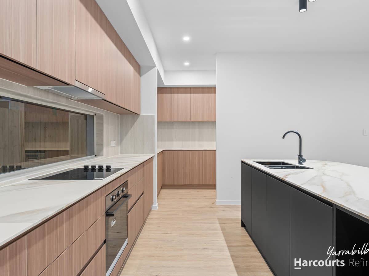 26 Kensington Circuit, YARRABILBA - Thumbnail 4