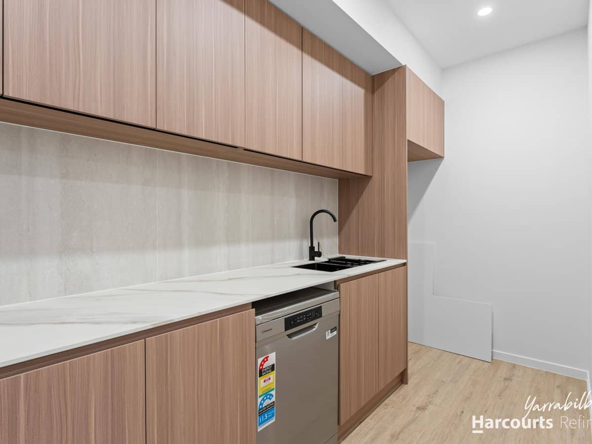 26 Kensington Circuit, YARRABILBA - Thumbnail 5