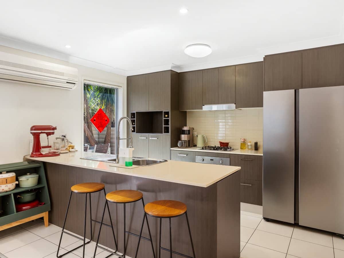 1 Belongil Street, Pacific Pines - Thumbnail 4