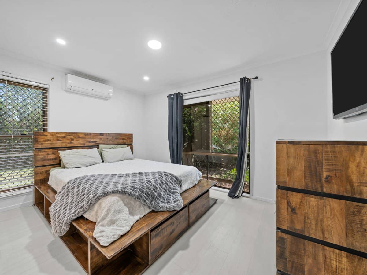 30 Patura Drive, ASHMORE - Thumbnail 11