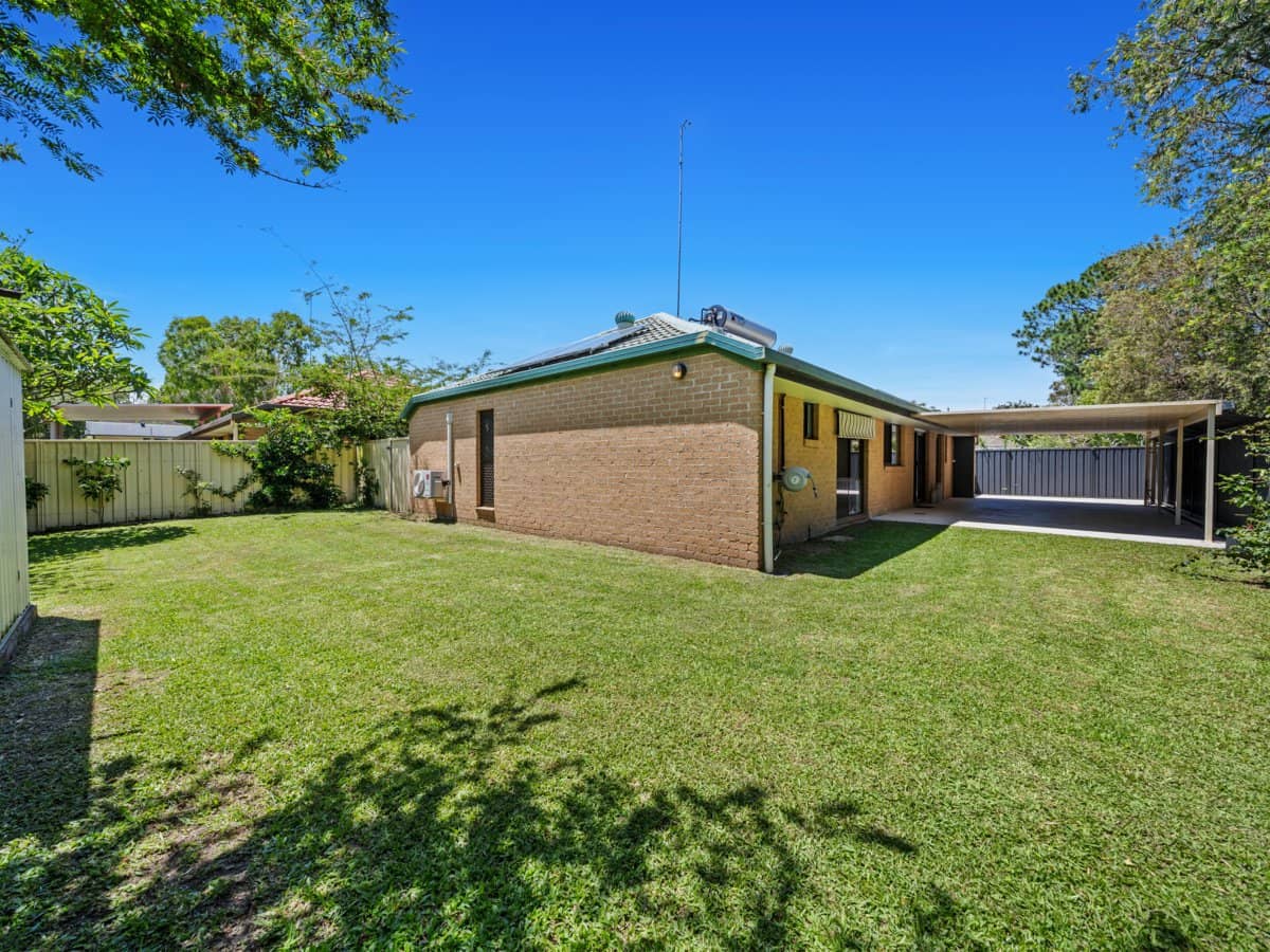 30 Patura Drive, ASHMORE - Thumbnail 18