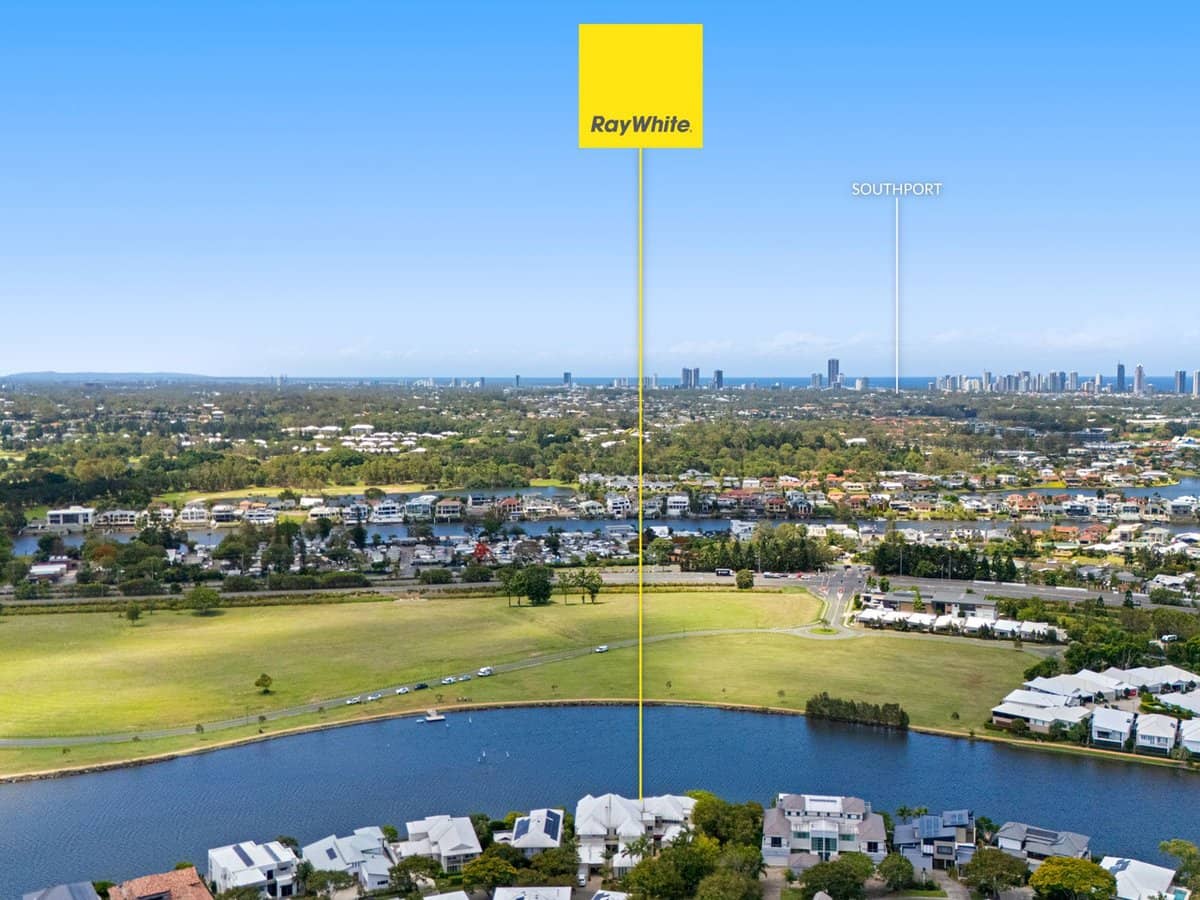 5055 Emerald Island Drive, Carrara - Thumbnail 1