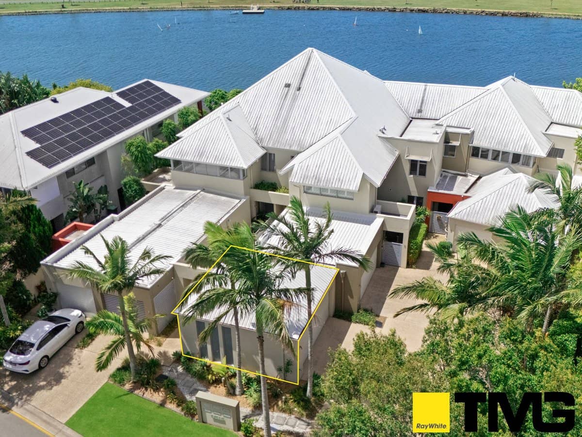 5055 Emerald Island Drive, Carrara - Thumbnail 7