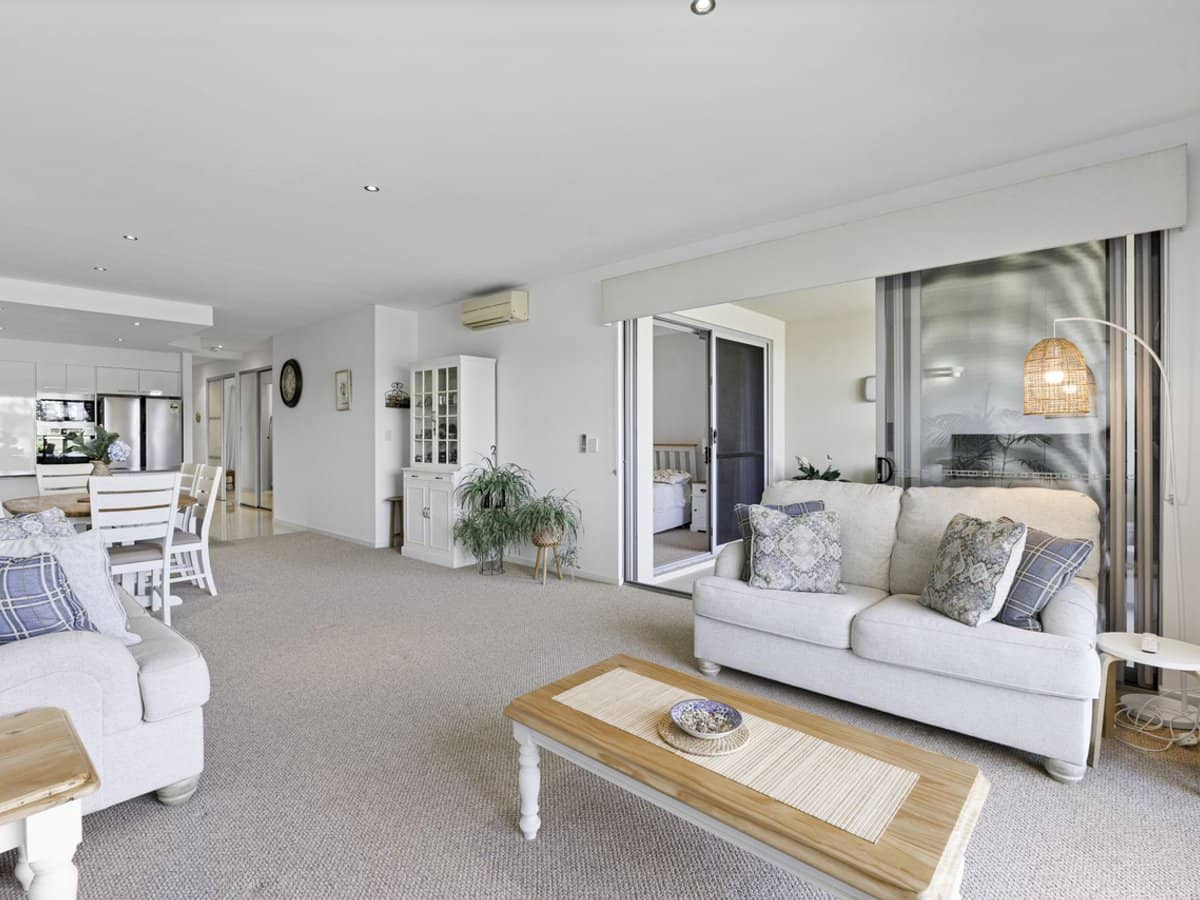 5055 Emerald Island Drive, Carrara - Thumbnail 10