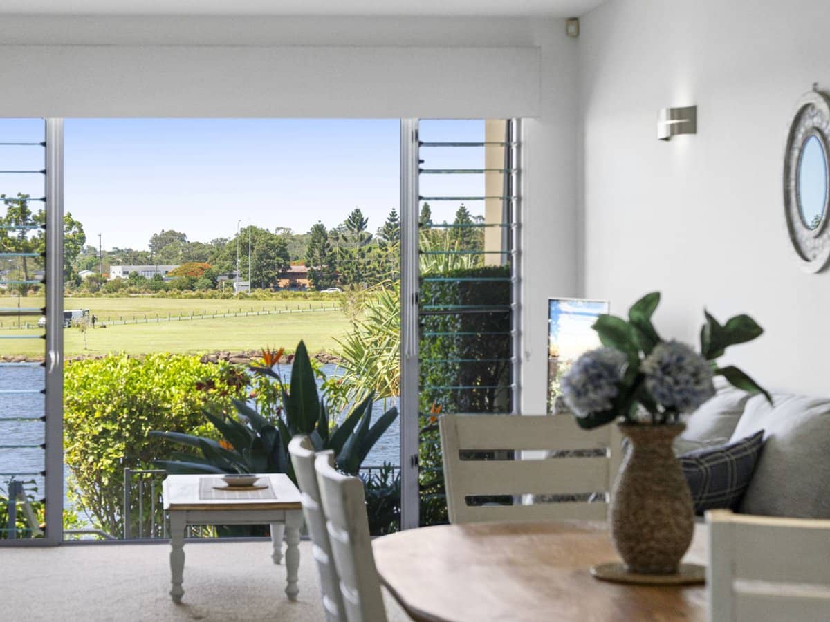 5055 Emerald Island Drive, Carrara - Thumbnail 11