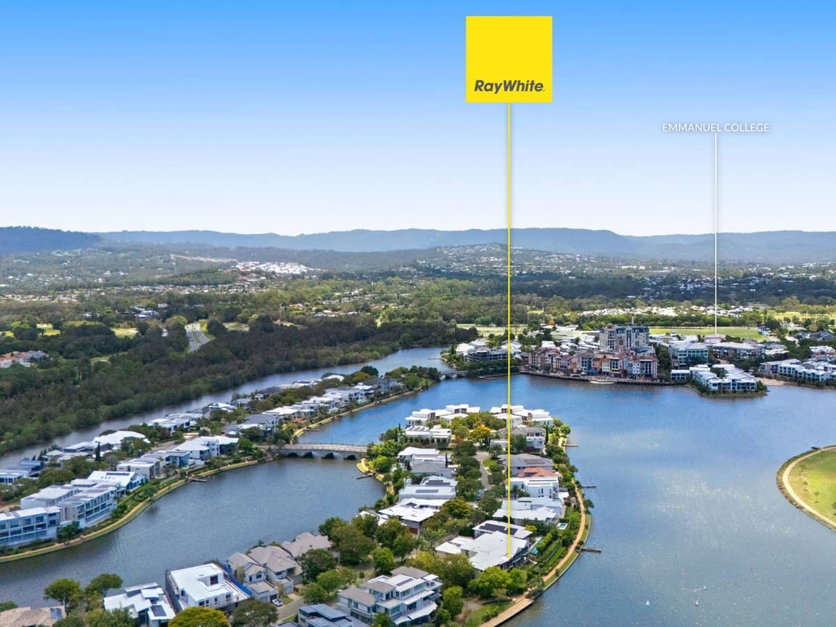 5055 Emerald Island Drive, Carrara - Thumbnail 21