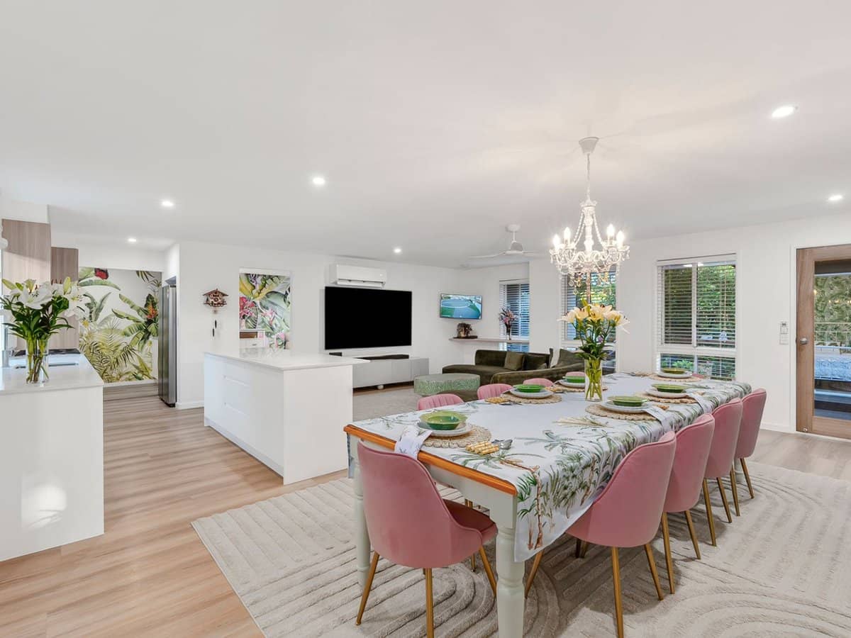 4 Mariposa Court, NERANG - Thumbnail 1