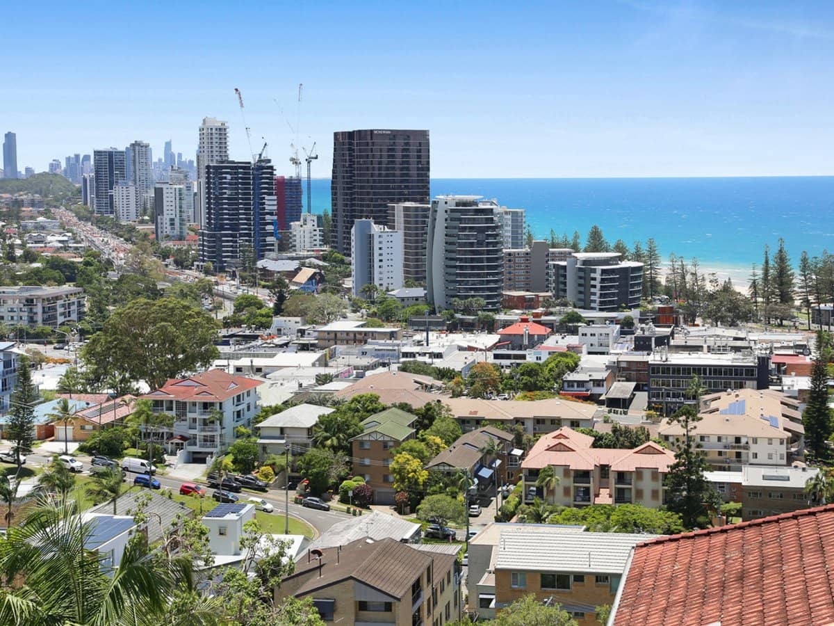 55 George Street, BURLEIGH HEADS - Thumbnail 5